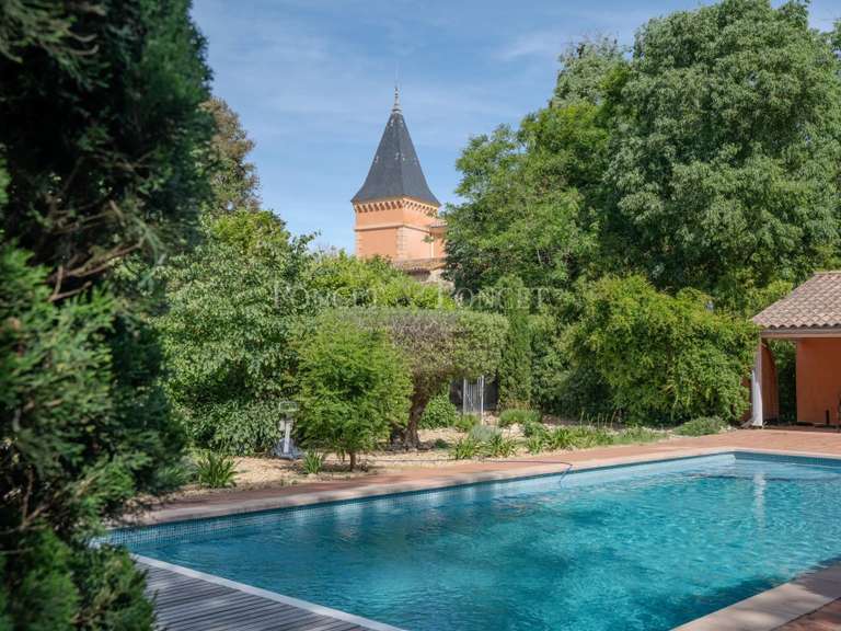 Château Pézenas - 15 chambres - 1450m²