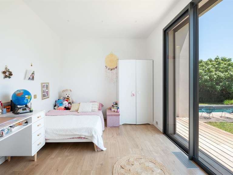 Maison Pézenas - 4 chambres - 227m²
