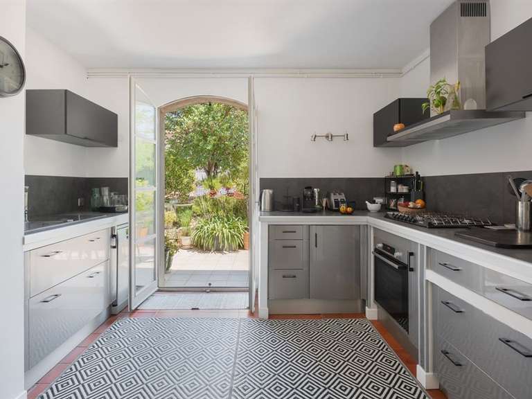 Maison Pézenas - 5 chambres - 230m²