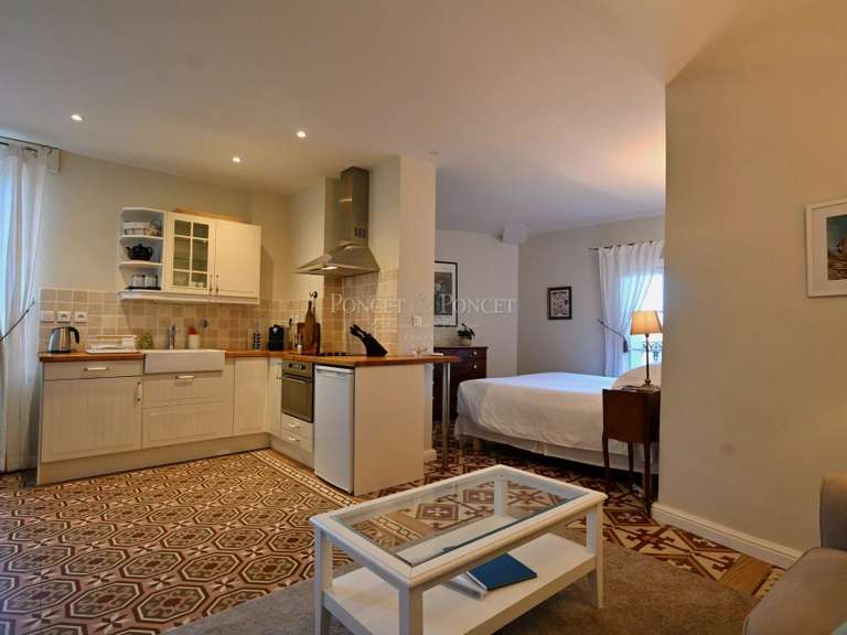 Maison Pézenas - 10 chambres - 750m²