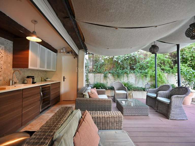 Maison Pézenas - 10 chambres - 750m²