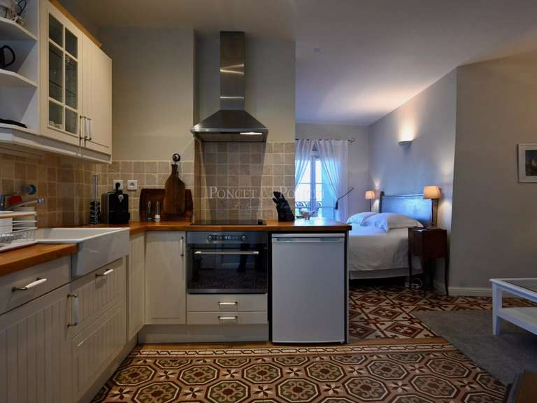 Maison Pézenas - 10 chambres - 750m²