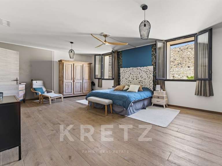 Maison Pézenas - 4 chambres - 497m²