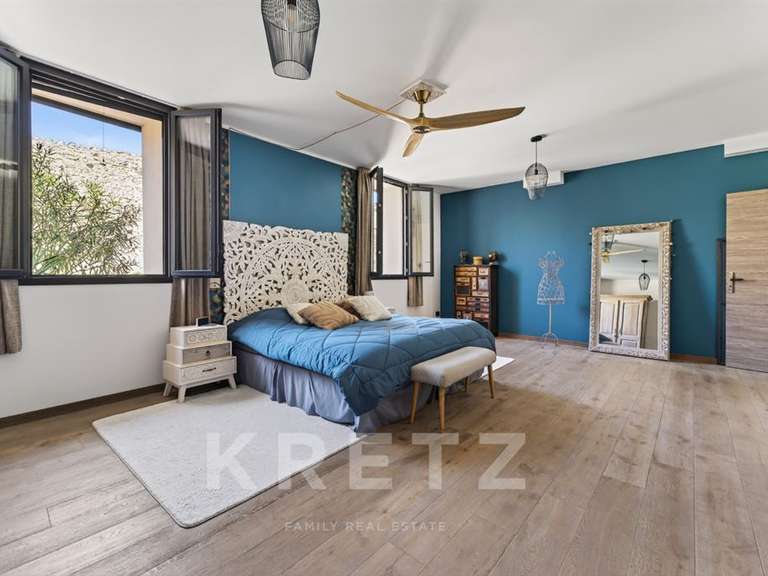 Maison Pézenas - 4 chambres - 497m²