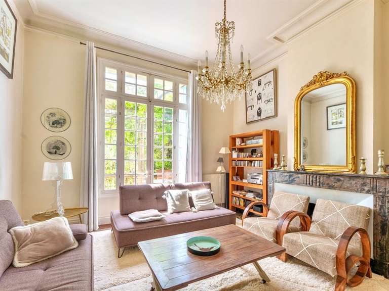 Maison Pézenas - 15 chambres - 726m²