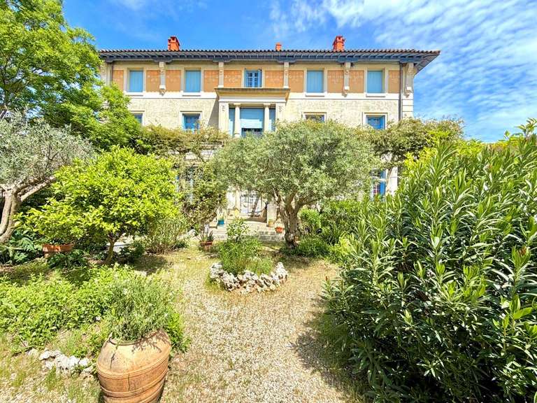 Maison Pézenas - 15 chambres - 726m²