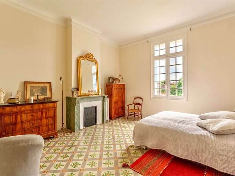 Maison Pézenas - 15 chambres - 726m²