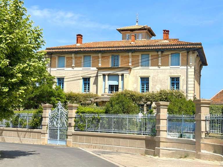 Maison Pézenas - 15 chambres - 726m²