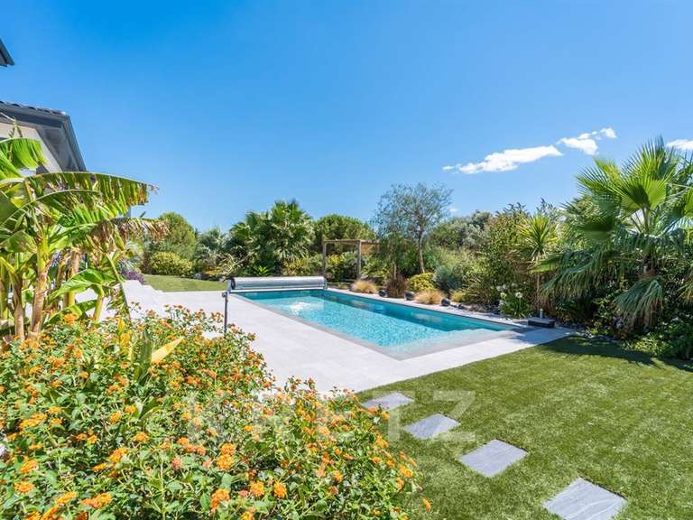 Maison Pézenas - 4 chambres - 162m²