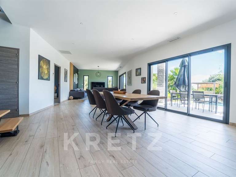 Maison Pézenas - 4 chambres - 162m²