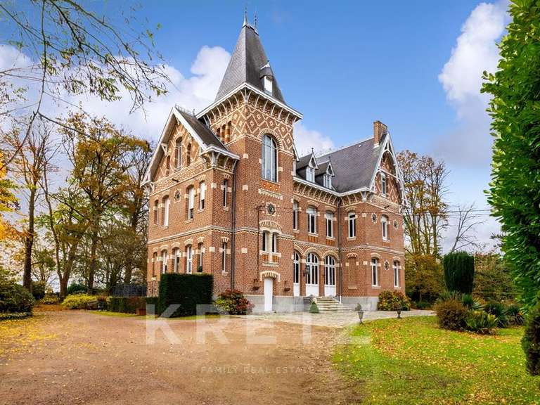 House Phalempin - 8 bedrooms - 437m²