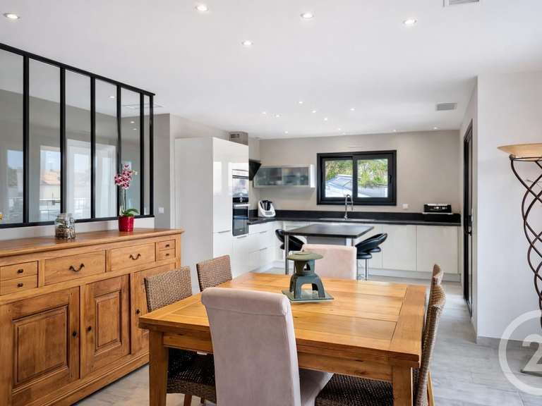 Maison Pianottoli-Caldarello - 4 chambres - 255m²