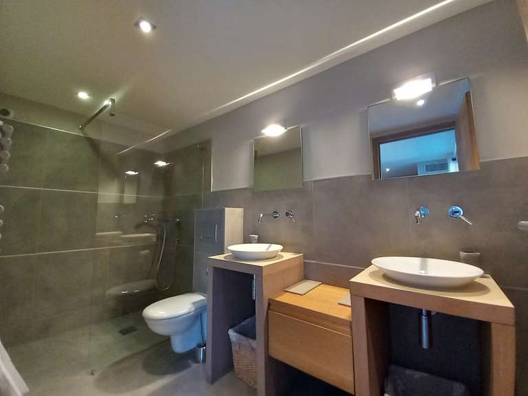 Villa with Sea view Pianottoli-Caldarello - 6 bedrooms - 220m²