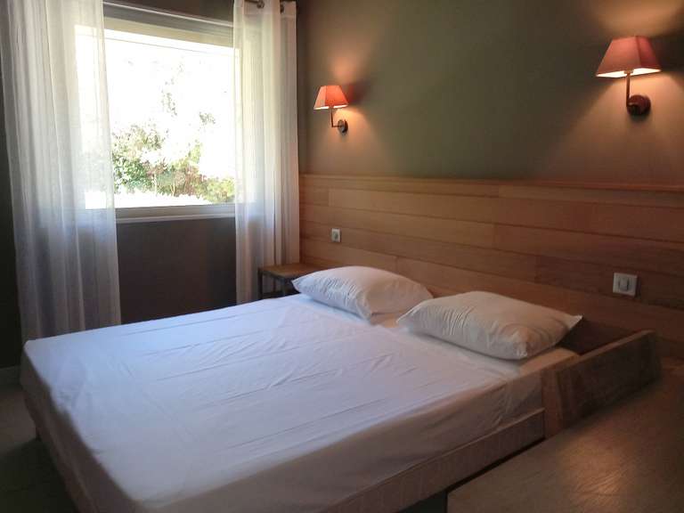 Villa with Sea view Pianottoli-Caldarello - 6 bedrooms - 220m²