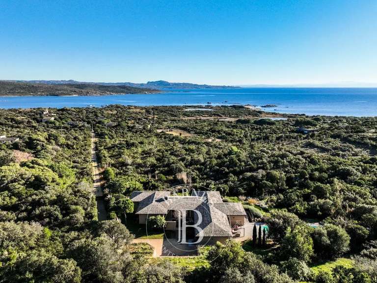 Villa avec Vue sur mer Pianottoli-Caldarello - 6 chambres - 571m²