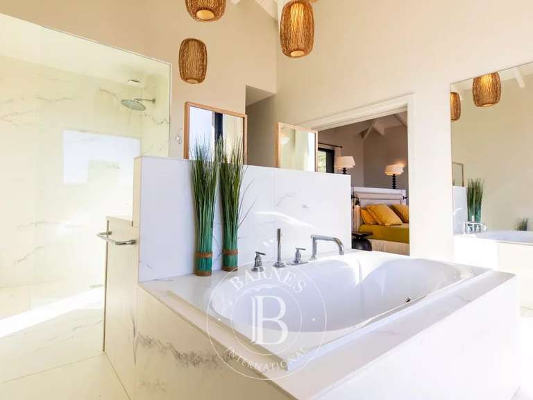Villa avec Vue sur mer Pianottoli-Caldarello - 6 chambres - 571m²