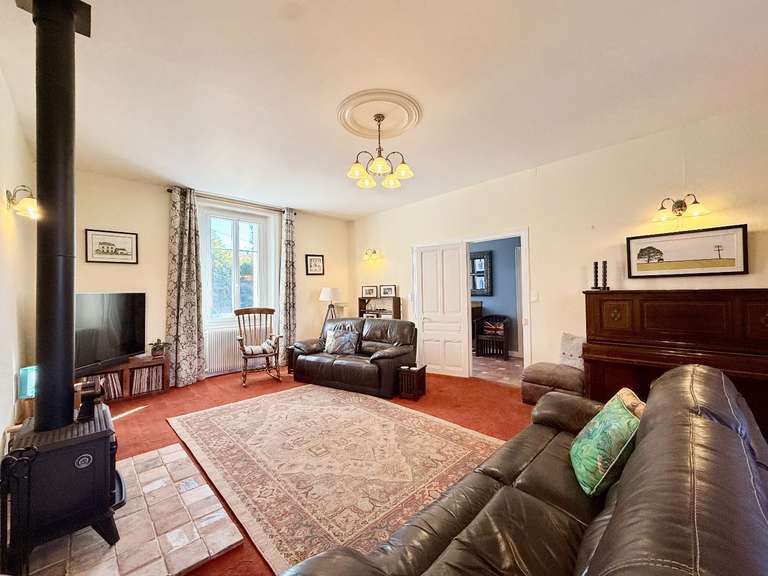 House Piégut-Pluviers - 14 bedrooms - 480m²