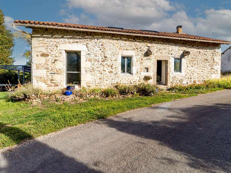 Maison Piégut-Pluviers - 7 chambres - 447m²
