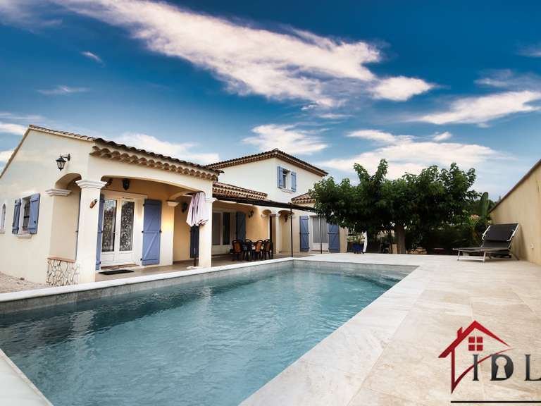 Villa Pierrefeu-du-Var - 4 chambres - 128m²