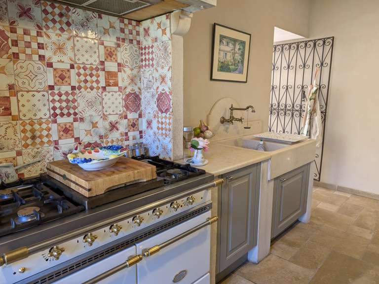 House Pierrefitte-sur-Sauldre - 3 bedrooms - 240m²