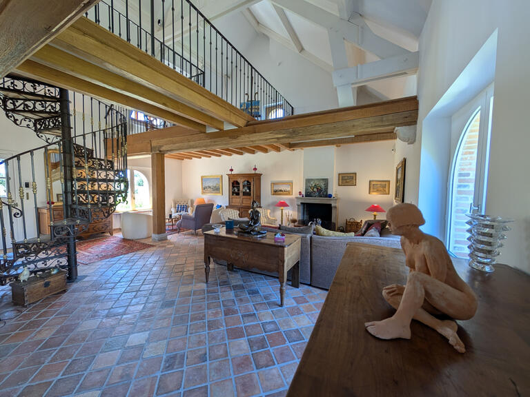 Maison Pierrefitte-sur-Sauldre - 3 chambres - 240m²