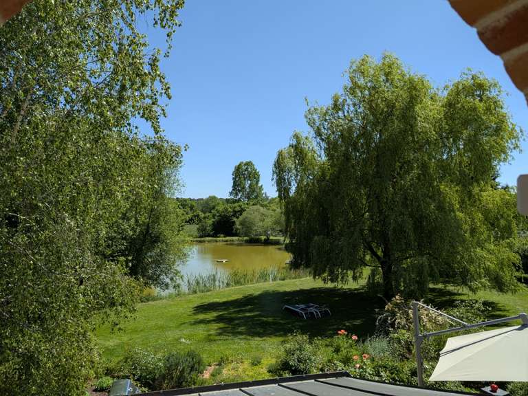 House Pierrefitte-sur-Sauldre - 3 bedrooms - 240m²