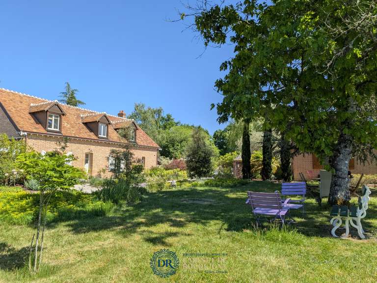 Maison Pierrefitte-sur-Sauldre - 3 chambres - 240m²