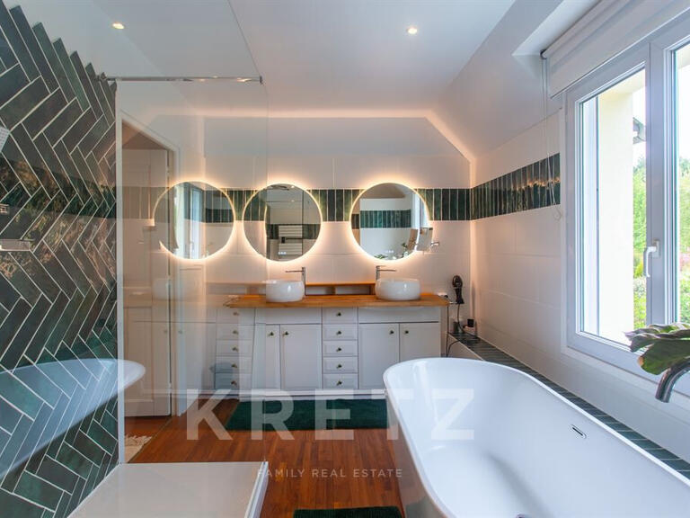 Maison Pierrefonds - 5 chambres - 340m²