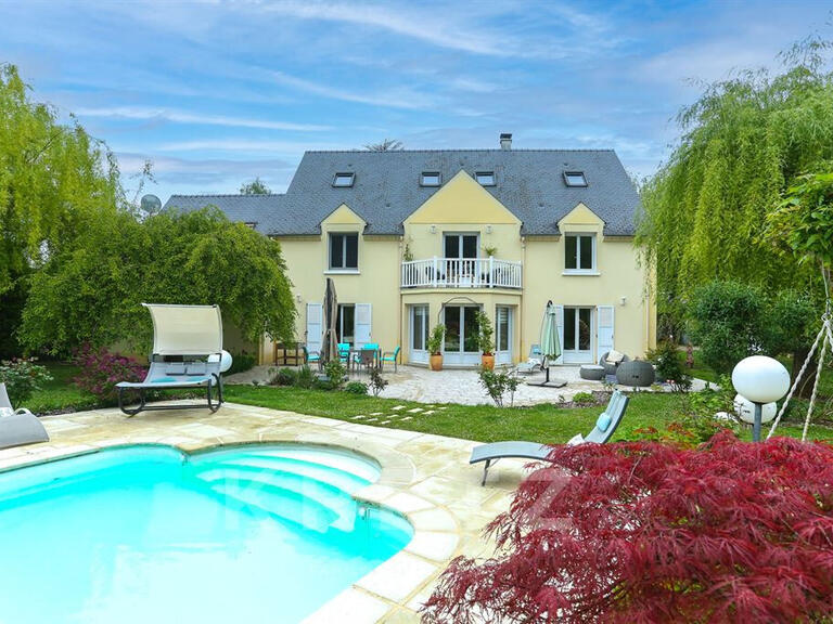 Maison Pierrefonds - 5 chambres - 340m²