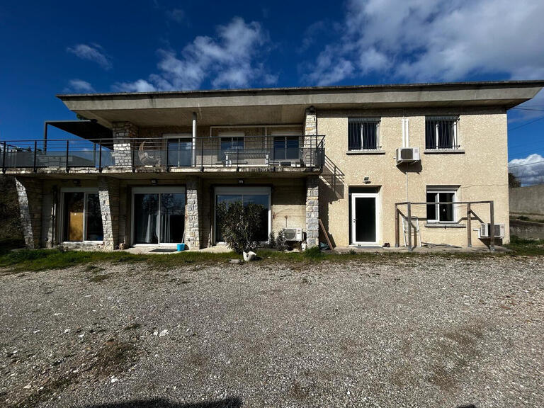 Maison Pierrelatte - 8 chambres - 320m²