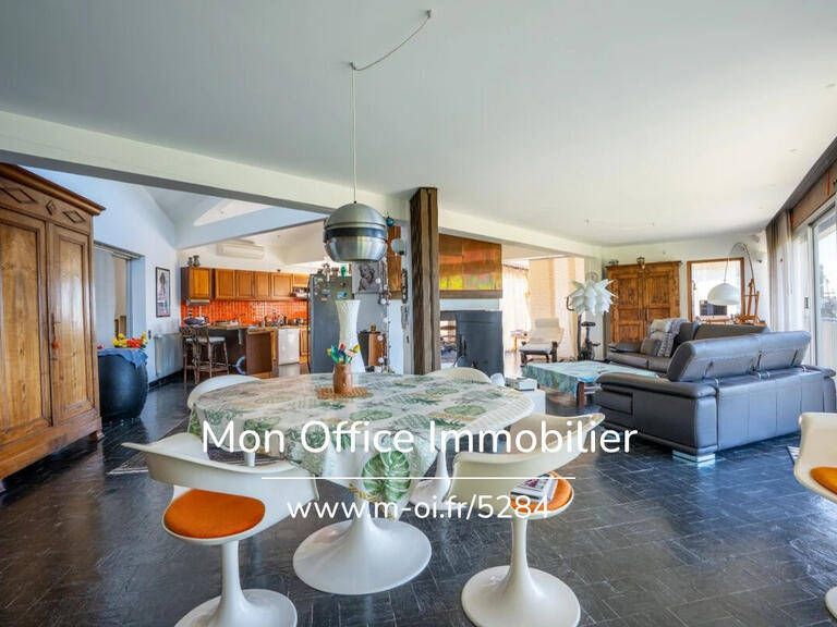 House Pierrevert - 4 bedrooms - 299m²