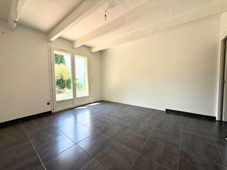 Maison Pierrevert - 9 chambres - 325m²