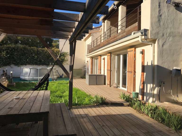 Maison Pierrevert - 4 chambres - 196m²
