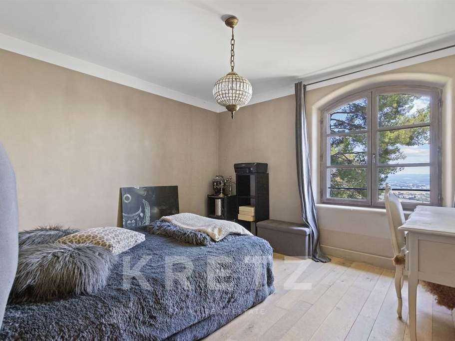 House Pierrevert