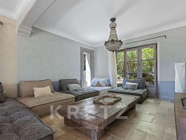 Maison Pierrevert - 4 chambres - 250m²