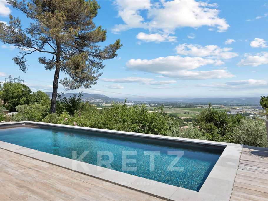 House Pierrevert