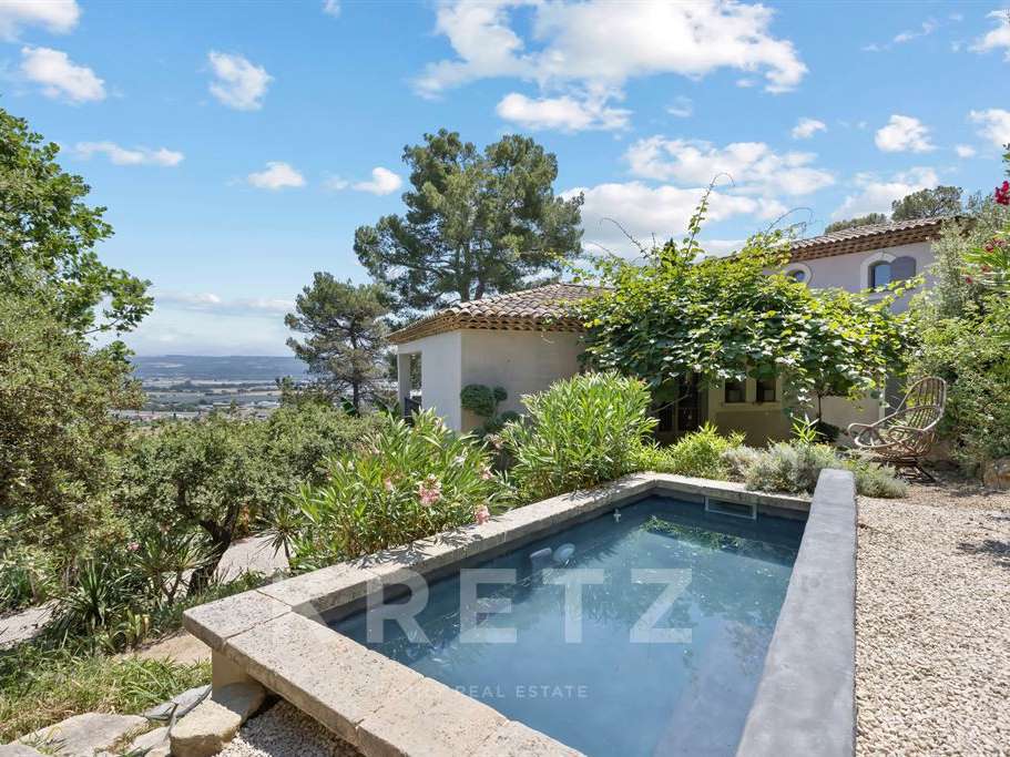 House Pierrevert