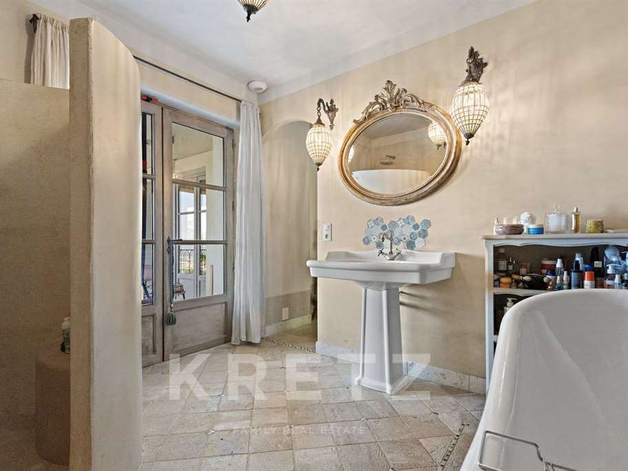 House Pierrevert