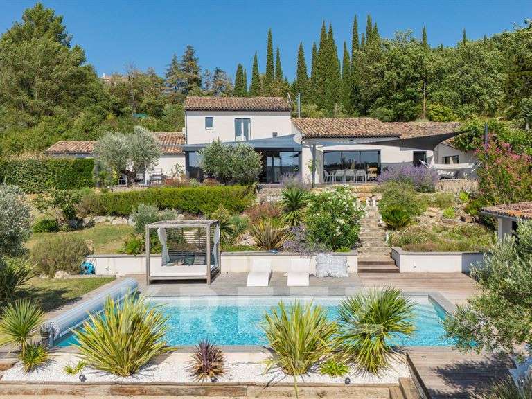 Maison Pierrevert - 5 chambres - 300m²