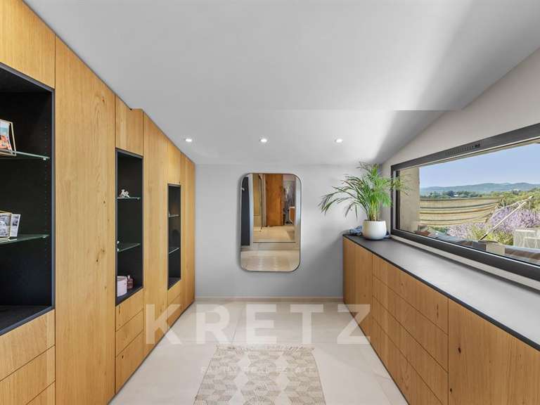 Maison Pierrevert - 5 chambres - 300m²