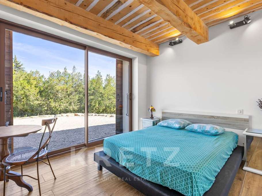 House Pierrevert