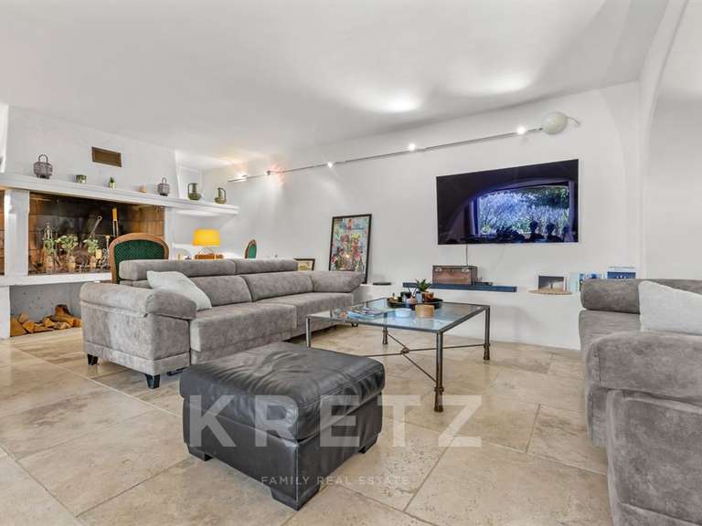 Maison Pierrevert - 10 chambres - 650m²