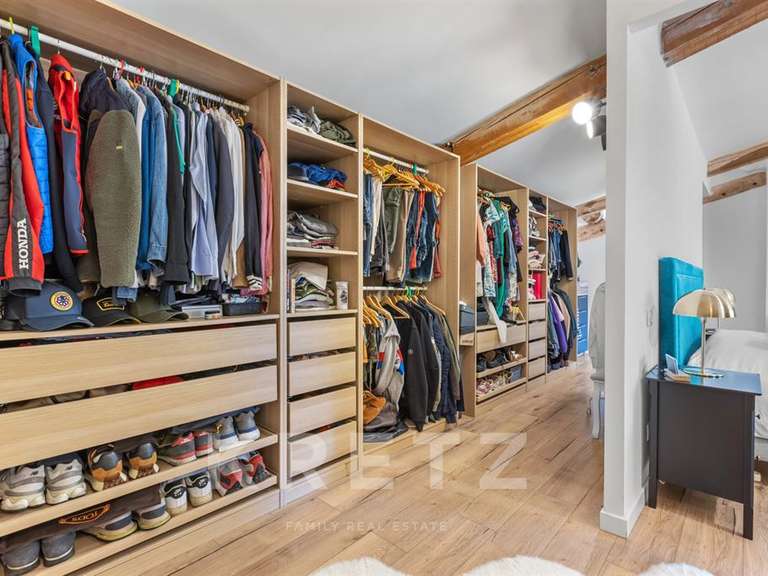 Maison Pierrevert - 10 chambres - 650m²