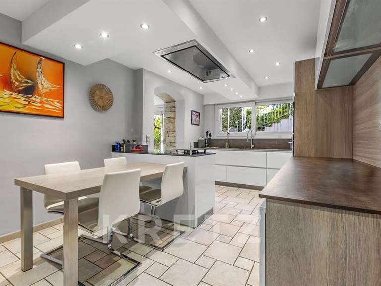 Maison Pierrevert - 4 chambres - 350m²