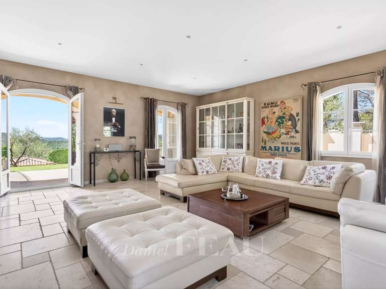 Maison Pierrevert - 4 chambres - 303m²