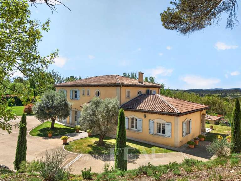 Maison Pierrevert - 4 chambres - 303m²