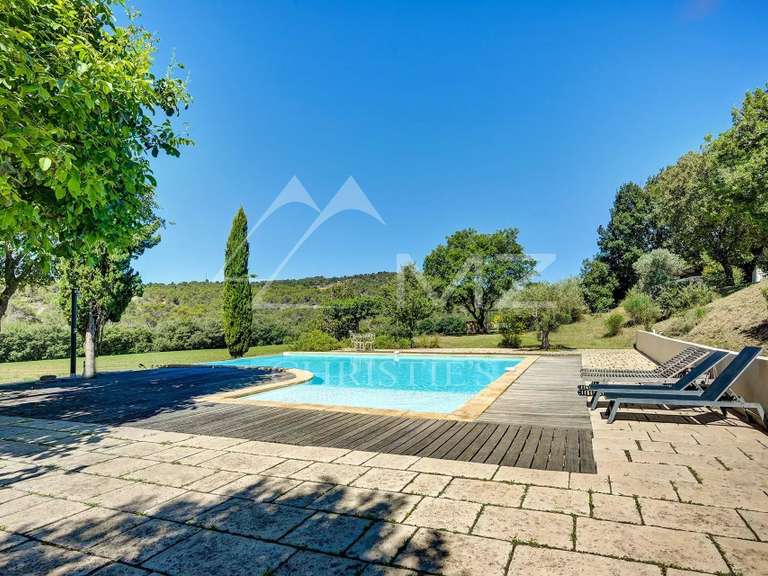 Maison Pierrevert - 12 chambres - 867m²