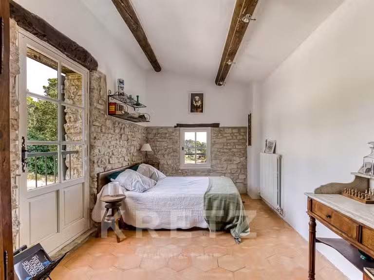 Maison Pierrevert - 5 chambres - 318m²