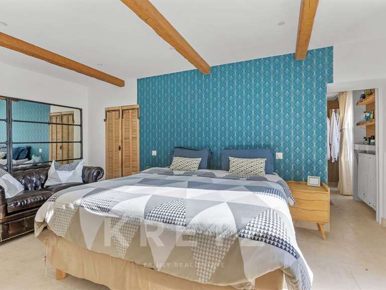 Propriété Pierrevert - 640m²