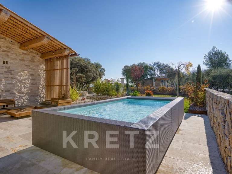 Propriété Pierrevert - 640m²